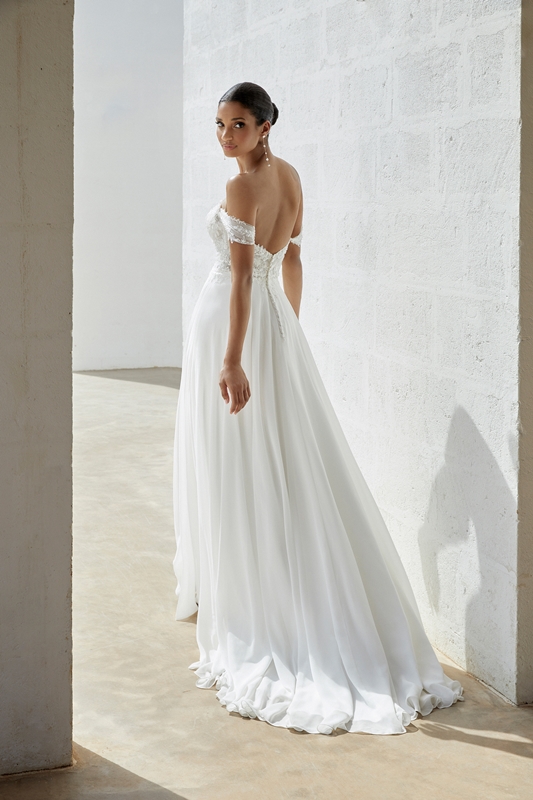 le-collezioni -sposa- adore-justin-alexander-parma
