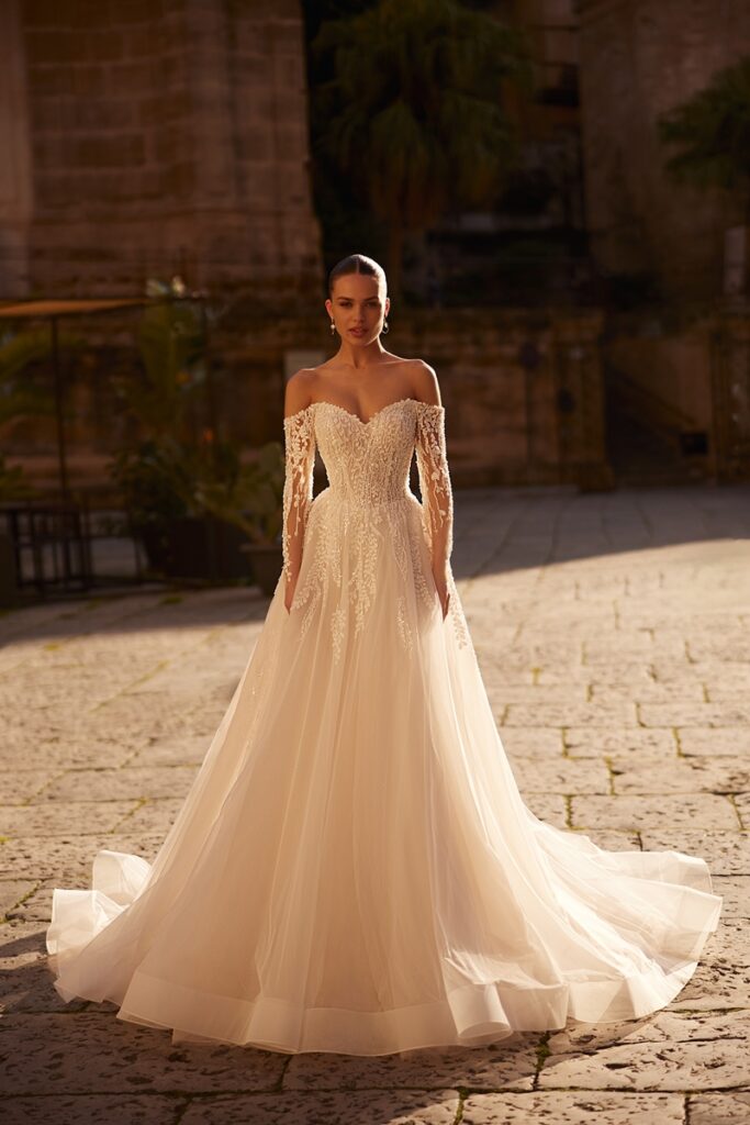 abitio sposa ricamato e romantico effetto sposa parma