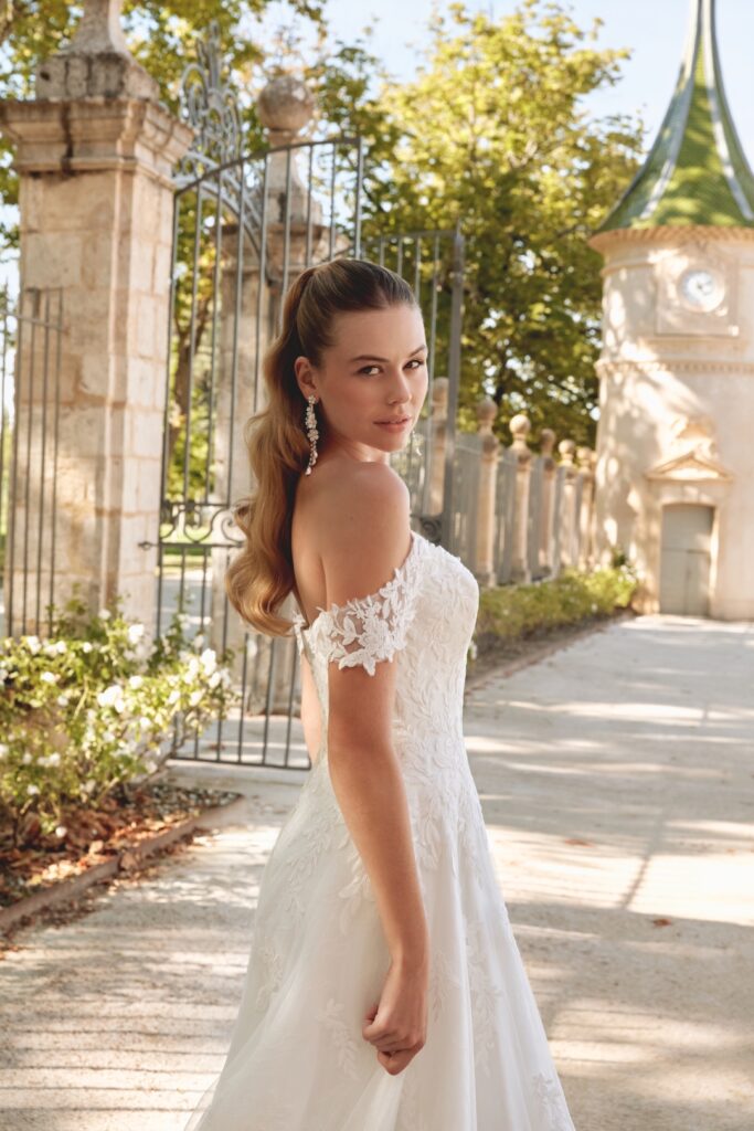 44587_FC_Sincerity-Bridal_2